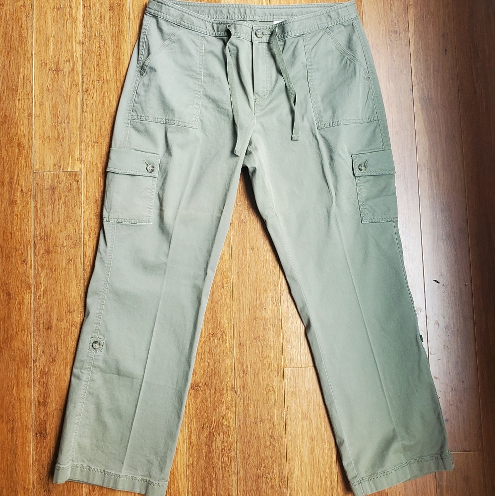 L.L. Bean Women's Green Cargo Pants